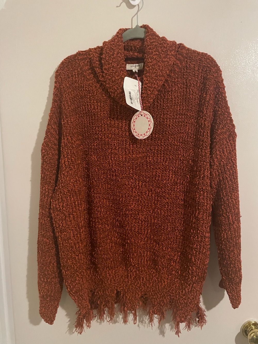 Umgee Marsala Cowl Neck Fringe Hem Sweater Rust Medium NWT (246)